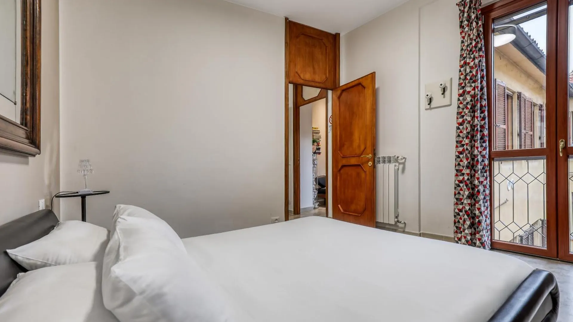 Apartment Angolo Di Corso Cavour - Ultimo Piano Centrale E Luminoso Pavia